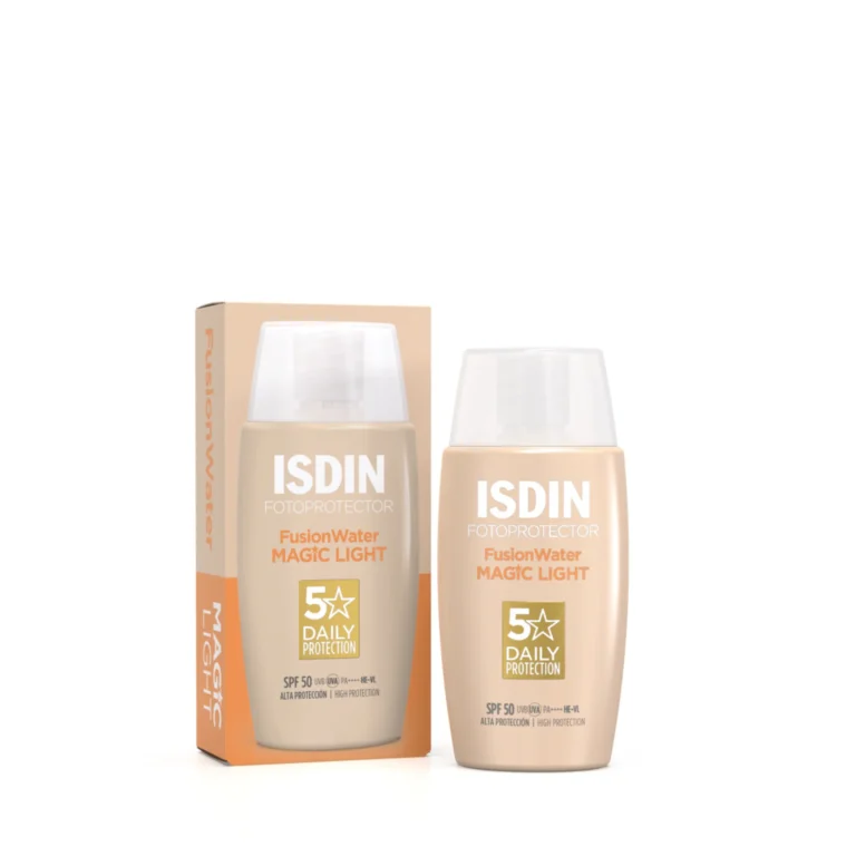 ISDIN Fotoprotector FusionWater Color Light SPF 50+ . Paraplume